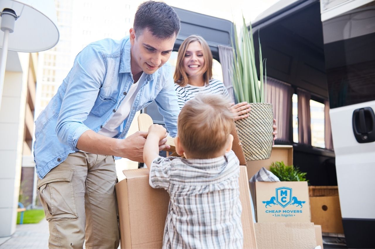 How to load a moving truck