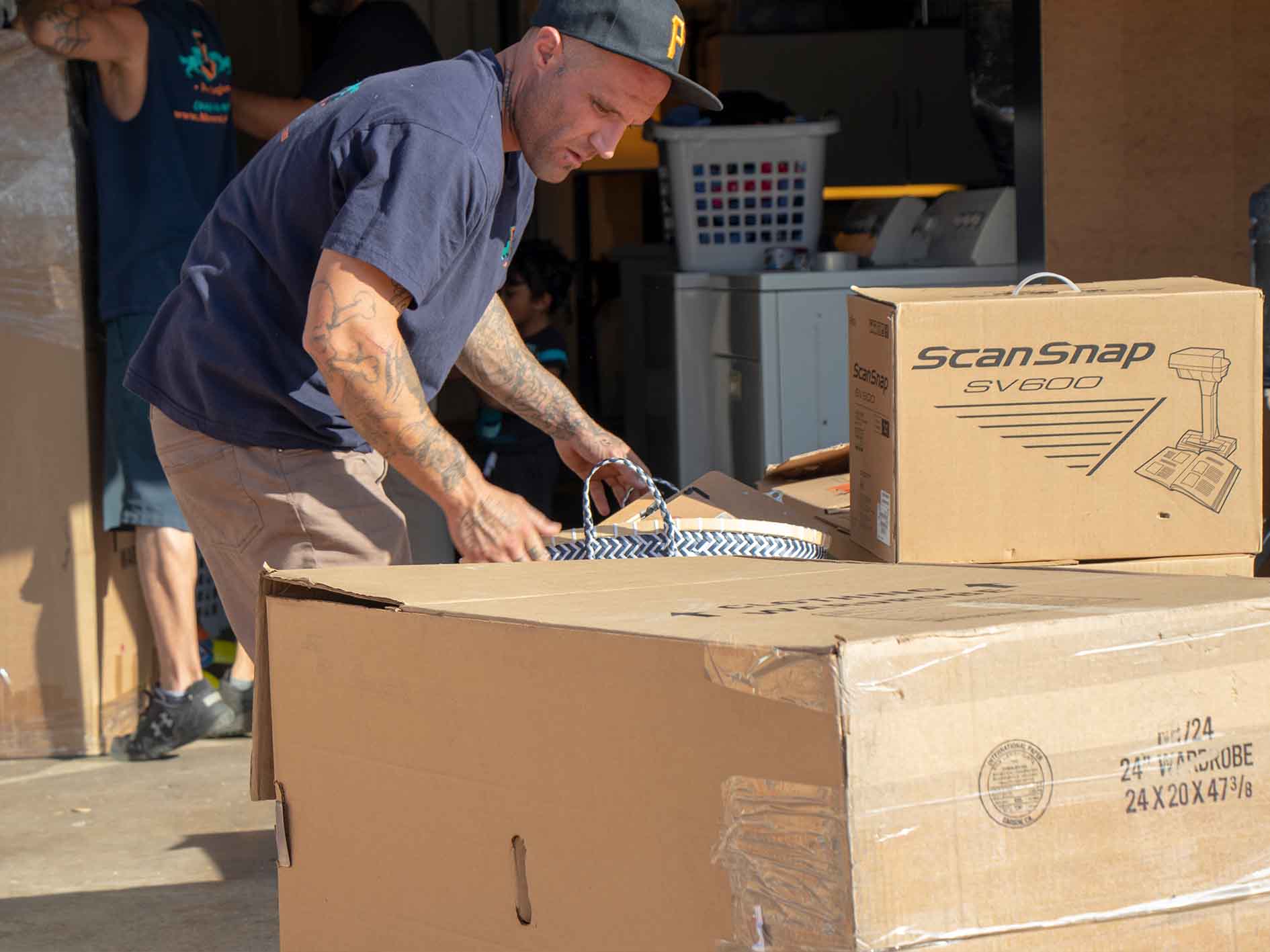 Understanding the Costs of Hiring Movers in Los Angeles