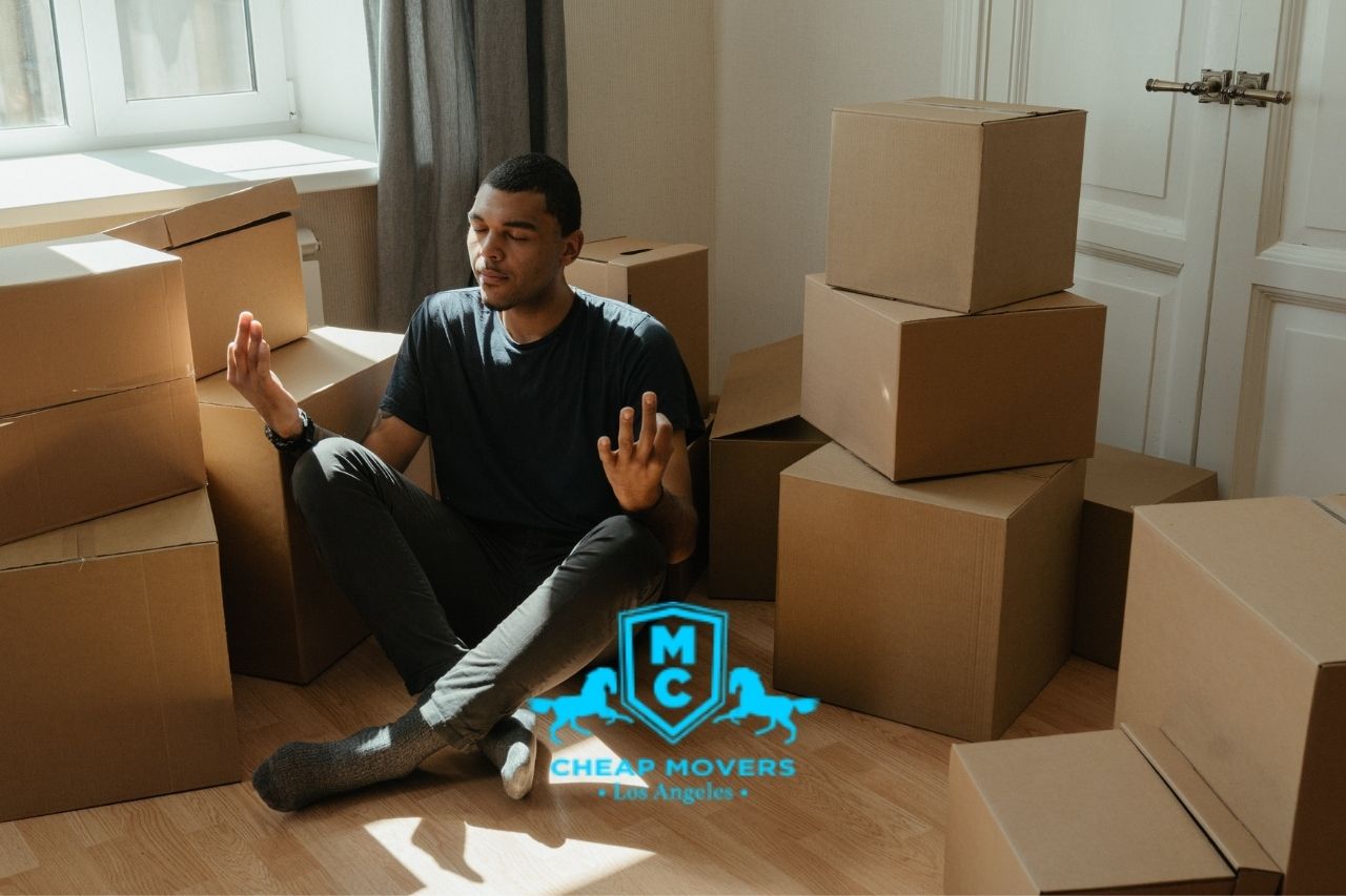 Does everything have to be in boxes for movers? Ultimate Guide