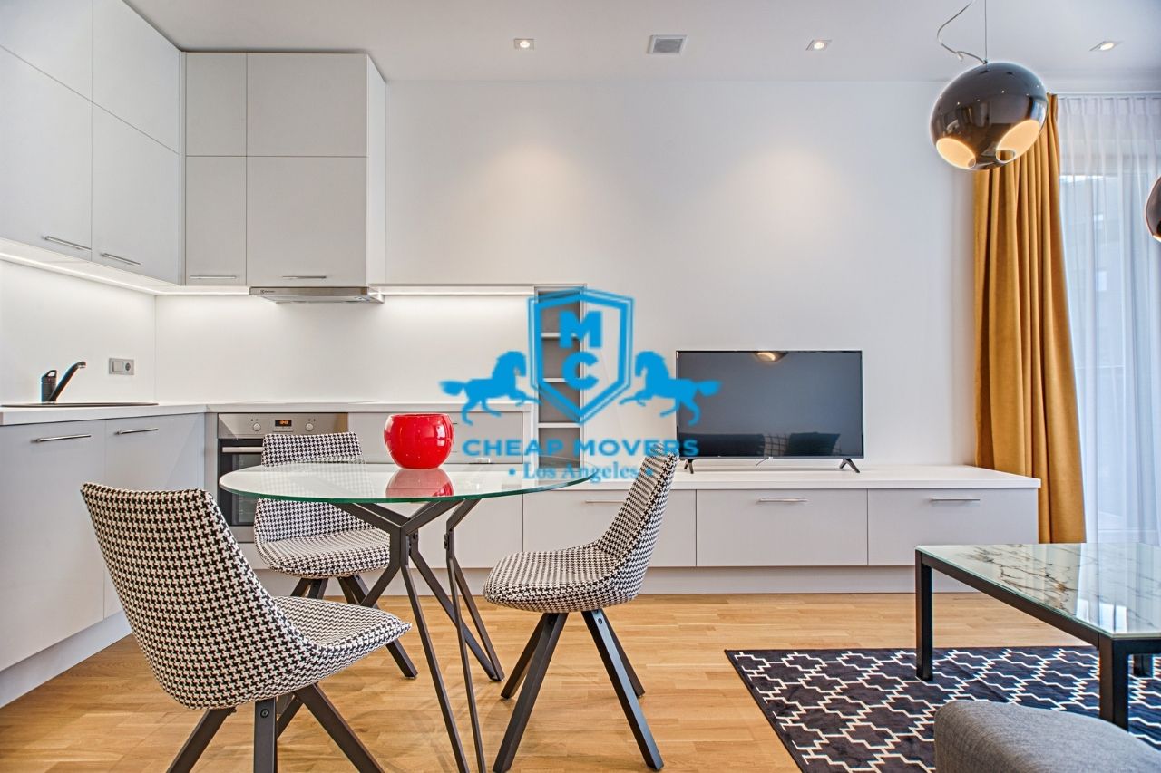 How To Pack A TV For Moving