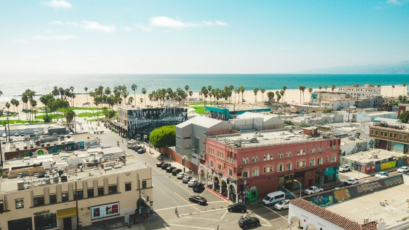 Moving Your Home or Business? Find the Best California Los Angeles Moving Company Here